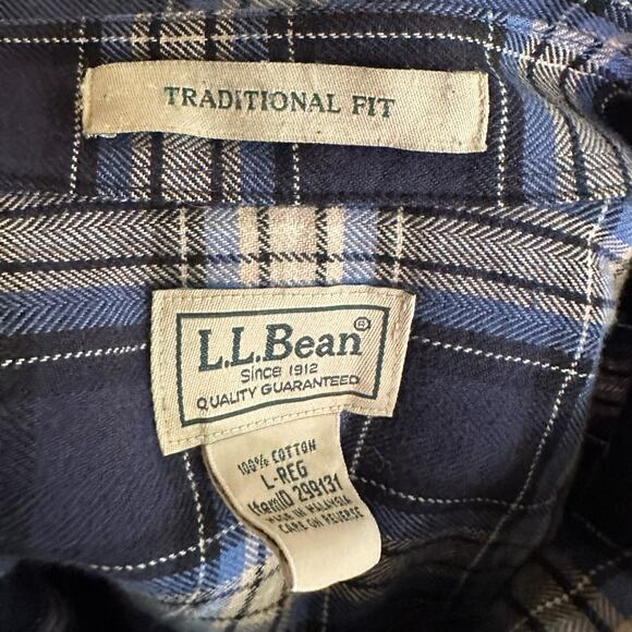 LL Bean Blue Plaid Traditional Fit Fleece Button Down, Large, Pre-owned - Picture 4 of 6